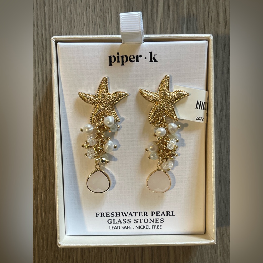 Piper K Gold Starfish Earrings with Pearls